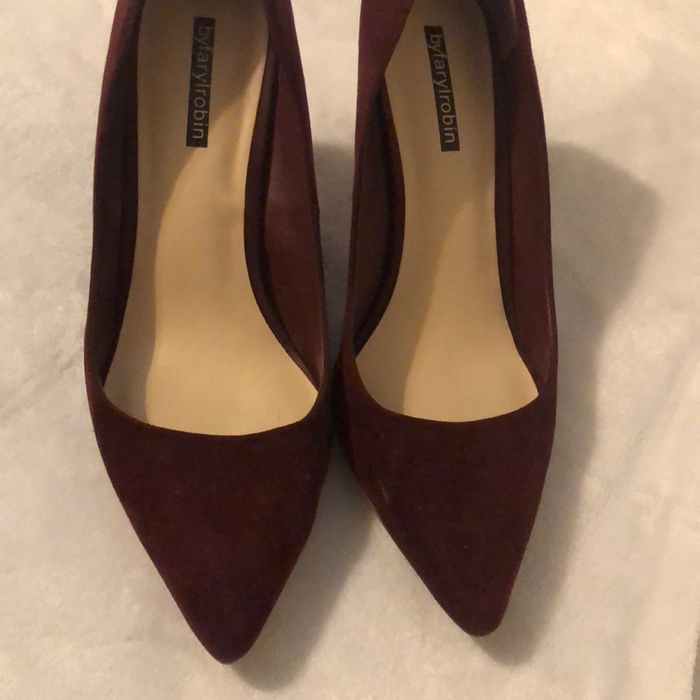 Burgundy heels 8.5